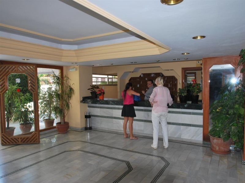 Jardines Del Mar Apartment Марбеля Екстериор снимка